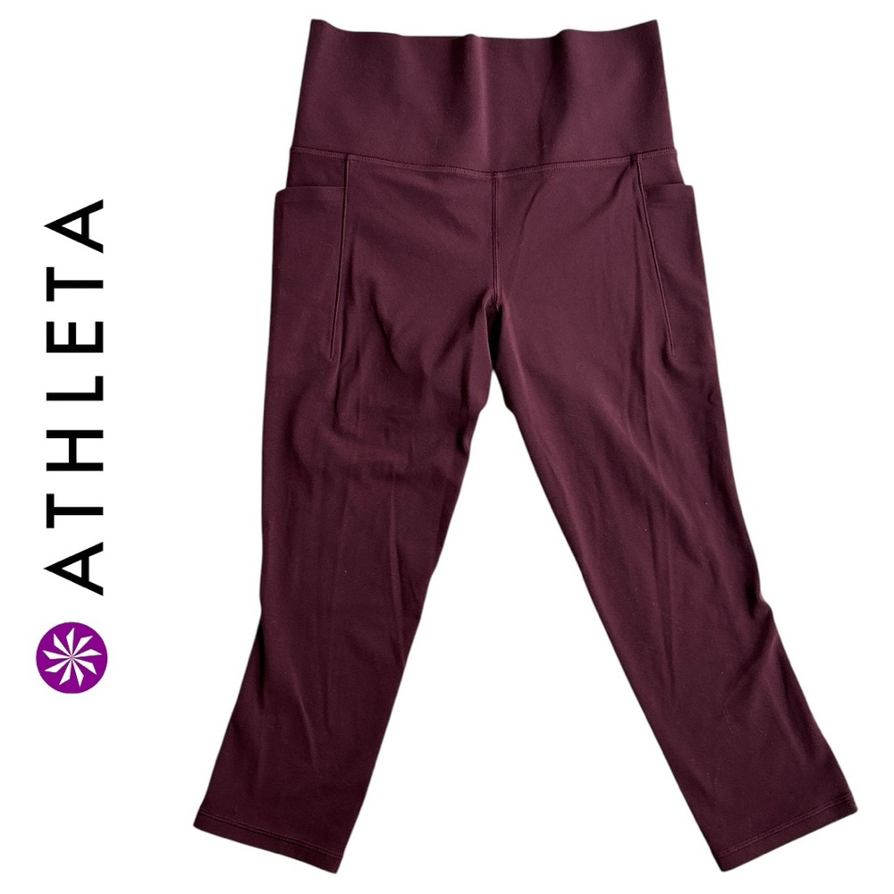 Athleta Women's Burgundy Capris